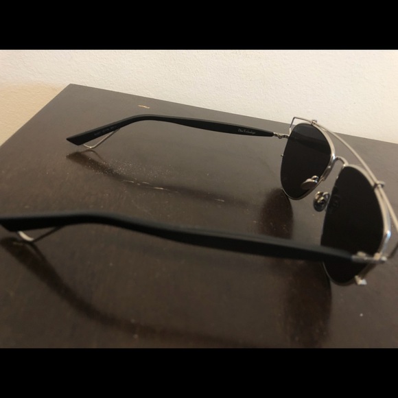 Christian Dior Technologic Sunglasses - Picture 6 of 8